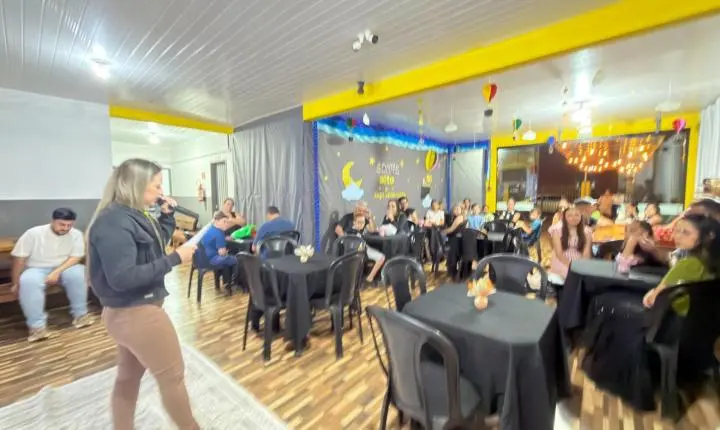 Alunos transformam cooperação em noite especial em Alto Alegre