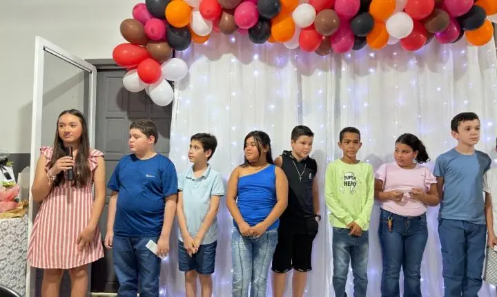 Alunos transformam cooperação em noite especial em Alto Alegre