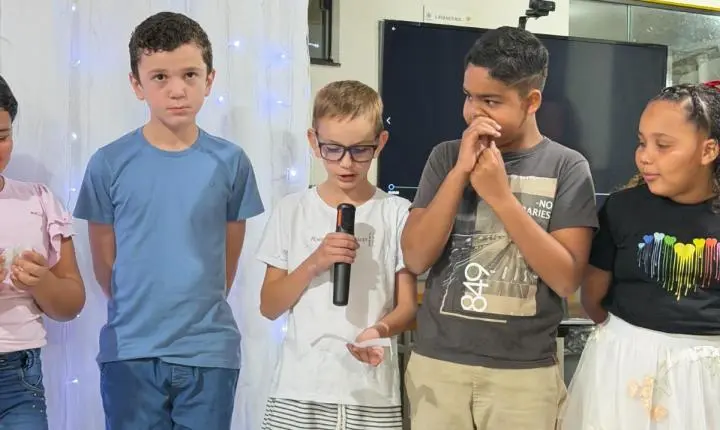 Alunos transformam cooperação em noite especial em Alto Alegre