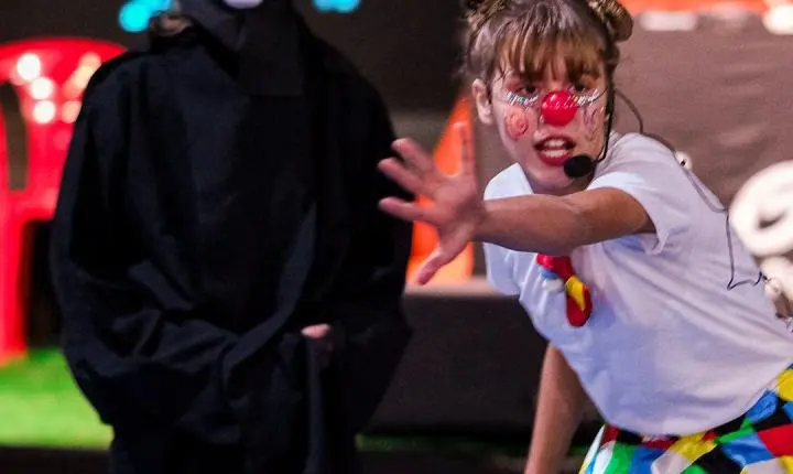 Ana Castela arrasta multidão e faz história na segunda noite da Expo Palotina 2026