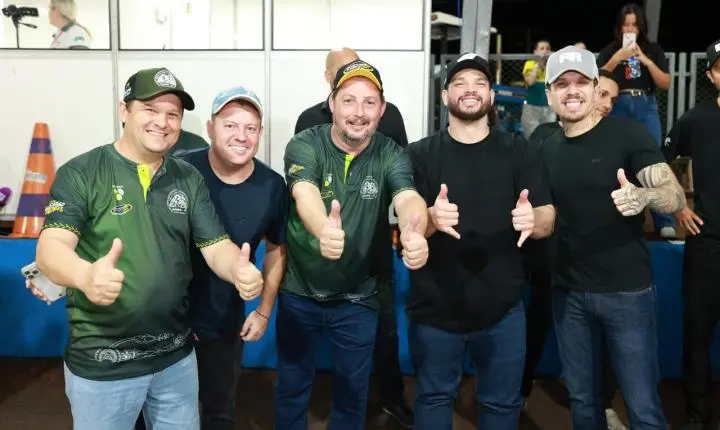 Arrancadão de Tratores reúne multidão em Maripá e encerra programação neste domingo