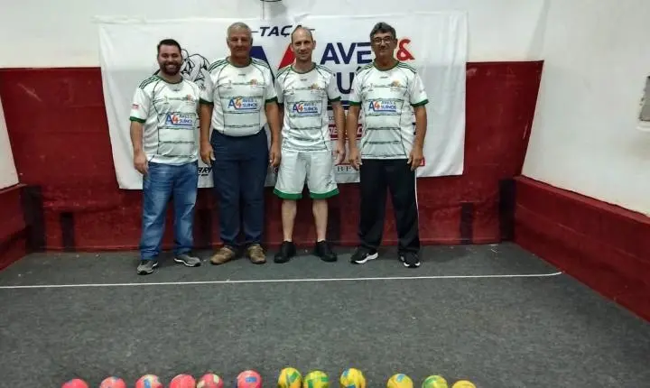 Bocha em Trios movimenta Palotina e terá rodada decisiva neste sábado no Botafogo