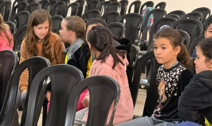 Bons Olhos Paraná inicia atendimentos e leva saúde visual aos estudantes de Terra Roxa