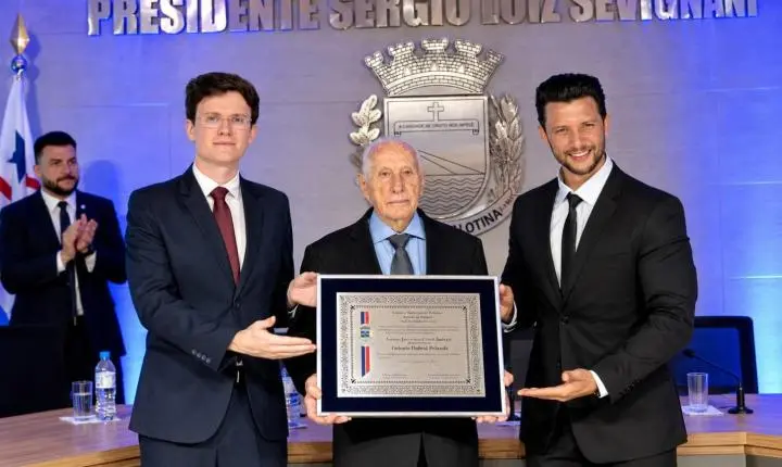 Câmara de Palotina homenageia Antonio Pelanda com título de Cidadão Honorário