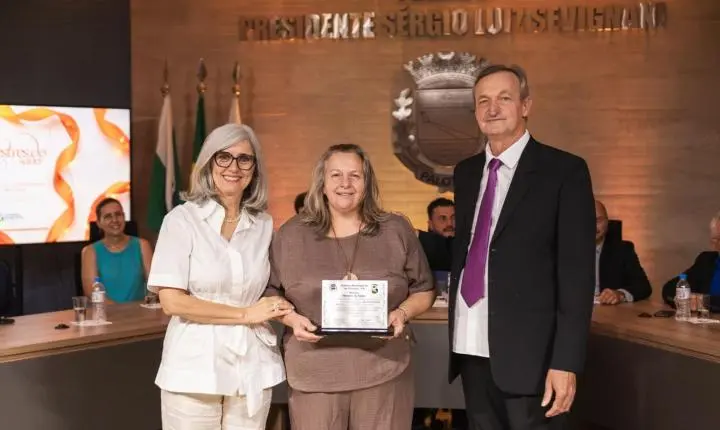 Câmara de Palotina homenageia educadores na primeira edição do “Mestres do Saber”