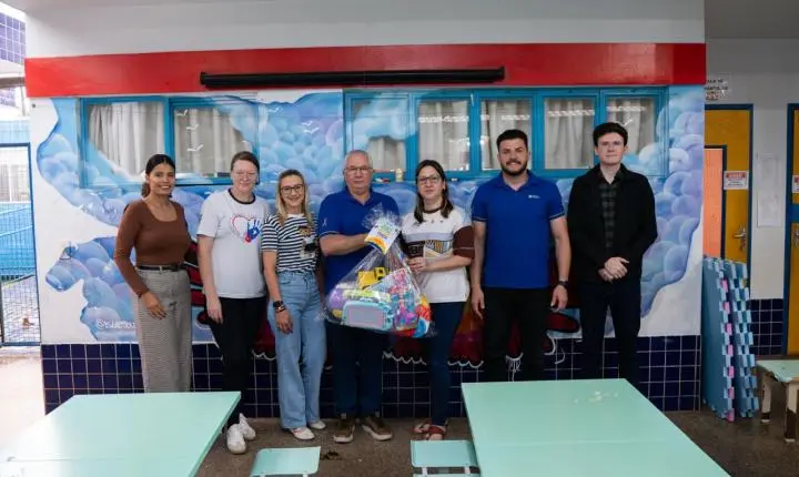 Câmara de Palotina transforma doações em sorrisos e entrega brinquedos aos CMEIs