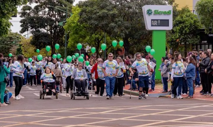 Civismo e representatividade: vereadores prestigiam Desfile de 7 de Setembro