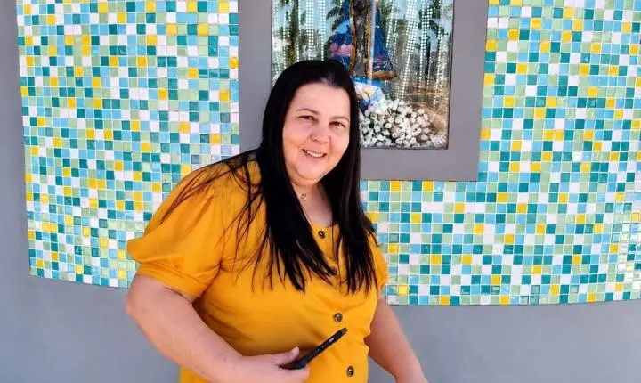 Claudete de Moraes Almeida celebra mais um ano de vida cercada pelo carinho de familiares e amigos