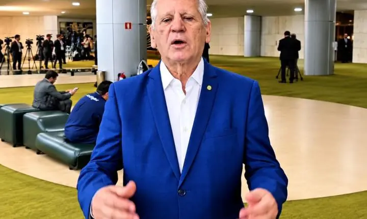 De Brasília, Sperafico anuncia apoio da União Progressista a Flávio Bolsonaro