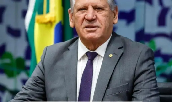 Dilceu Sperafico aponta polarização no Brasil e destaca indefinições no Paraná para 2026