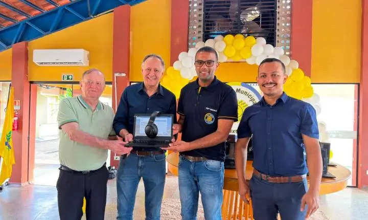 Educação conectada: Terra Roxa amplia tecnologia nas escolas com novos Chromebooks