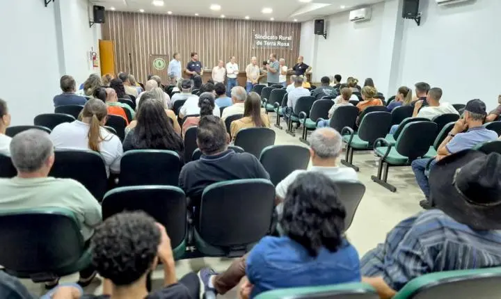 Encontro em Terra Roxa reúne lideranças para debater sobre o desenvolvimento do município