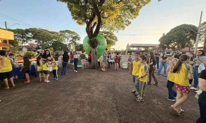 “Finanças na Mochila” transforma aprendizado em experiência na Escola Castro Alves em Santa Rita