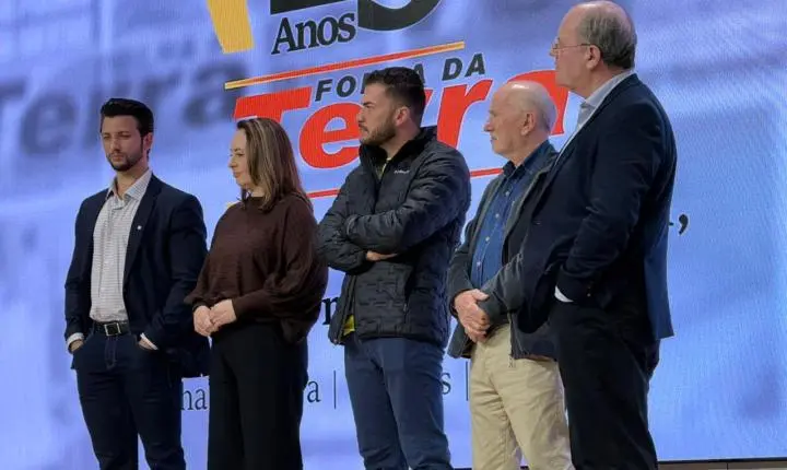 Folha da Terra celebra 25 anos de história com noite de homenagens, emoção e reconhecimento em Palotina