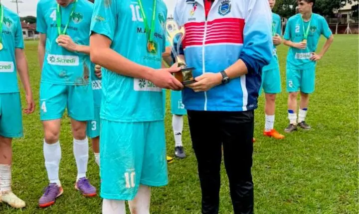 Gabriela Mistral domina o Bom de Bola 2026 e conquista títulos nas categorias A e B em Palotina