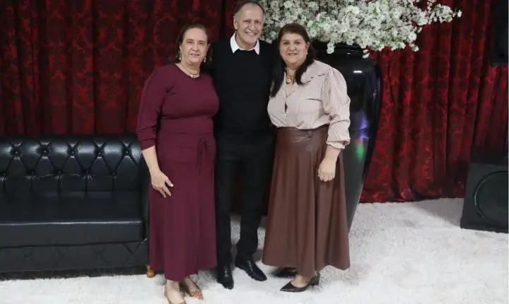 Jantar Dançante celebra e valoriza a melhor idade em Terra Roxa