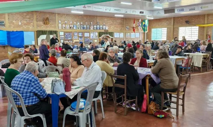 Jogos da Melhor Idade levam alegria e integração aos idosos de Palotina