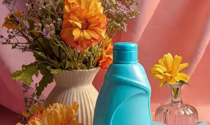 Jovem palotinense produz amaciante concentrado com qualidade premium e aroma irresistível