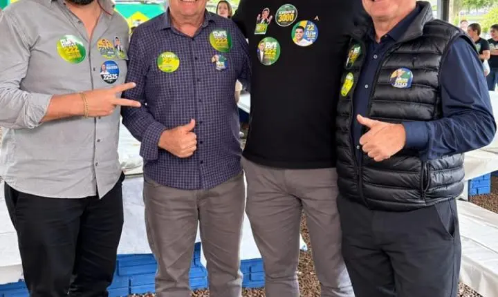 Luiz Ernesto acompanha Sergio Moro em agenda durante o Porco no Rolete de Toledo