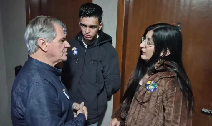 Luiz Ernesto leva bandeiras de campanha a Jardim Alegre