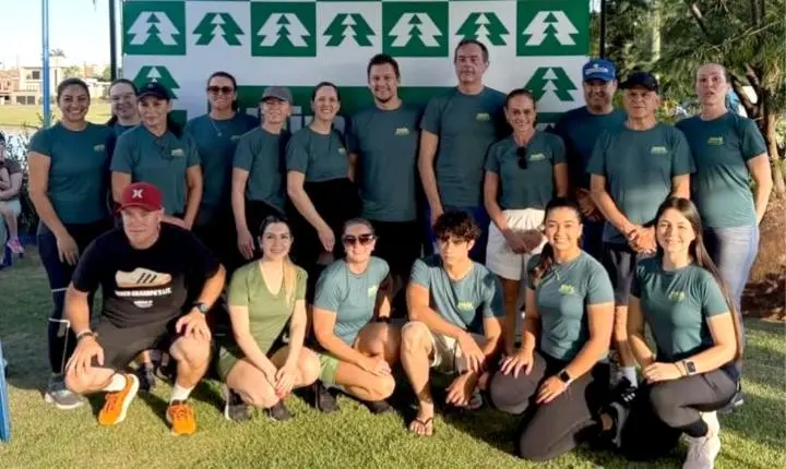 Luiz Ernesto participa do Projeto Verão Unimed no Lago Municipal de Palotina