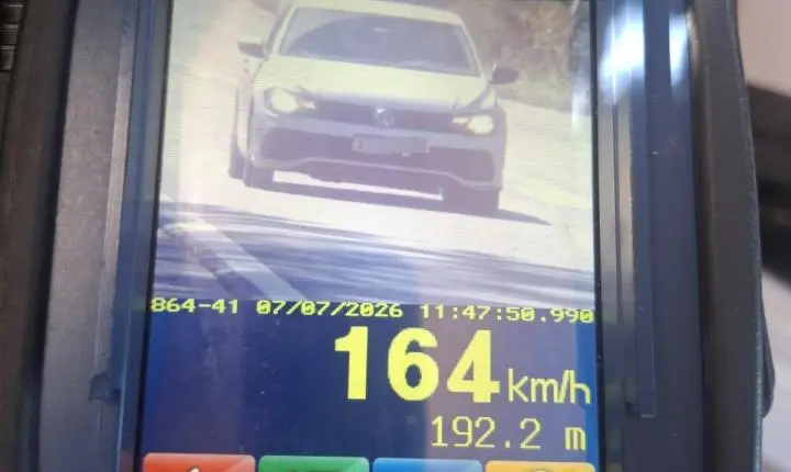 Mais de 1.600 motoristas são flagrados em excesso de velocidade nas rodovias da região Oeste