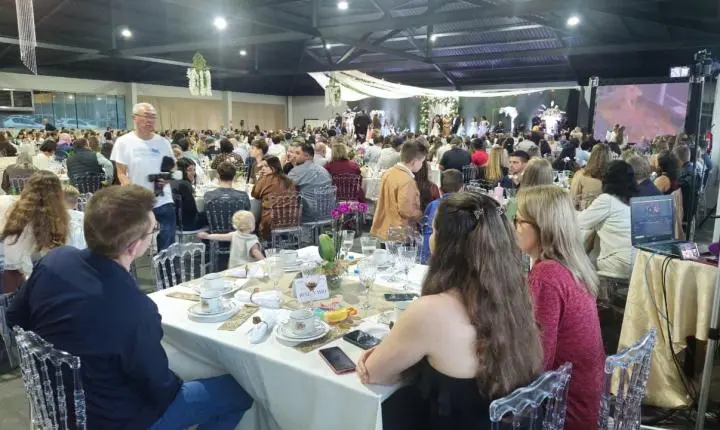 Maripá abre contagem regressiva para a 26ª Festa das Orquídeas e do Peixe com noite de glamour e tradição