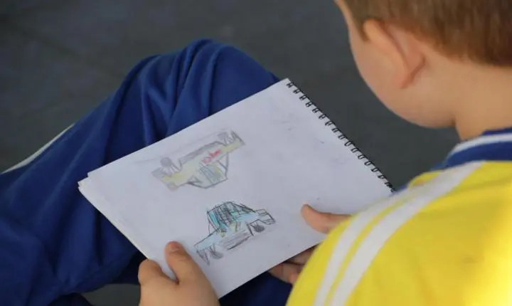 Maripá promove ação de conscientização no Dia Mundial do Autismo com plantio de girassóis
