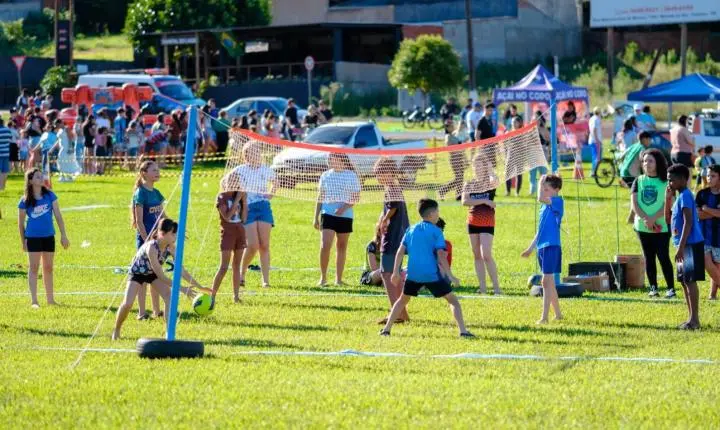 Mega Domingueira agita Palotina e reúne famílias em dia de diversão
