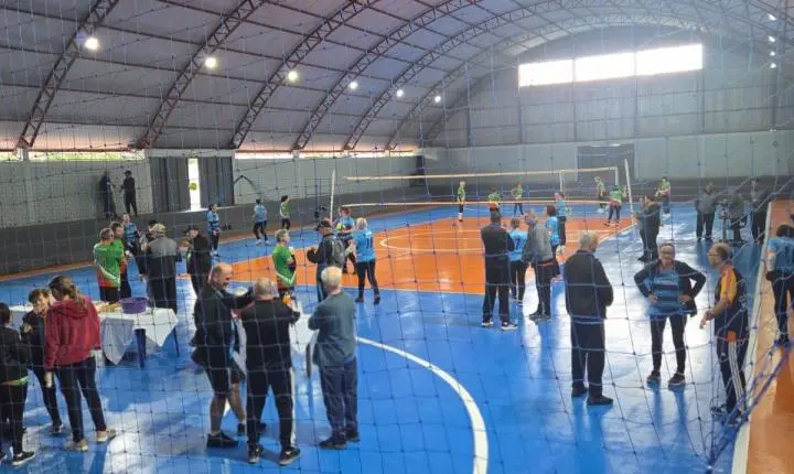 Melhor Idade dá show em Maripá e transforma Liga Cresol em espetáculo de energia e superação