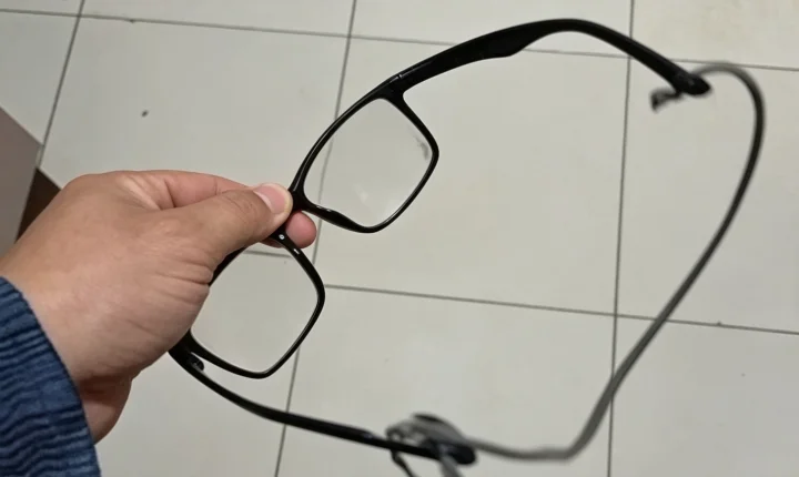 Óculos de grau é encontrado em esquina de Palotina, dono é procurado