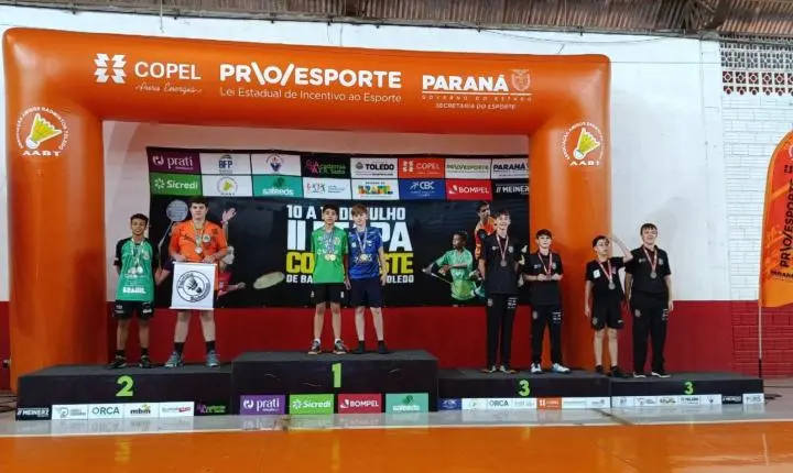 Palotina conquista 10 medalhas e brilha na Copa Oeste de Badminton