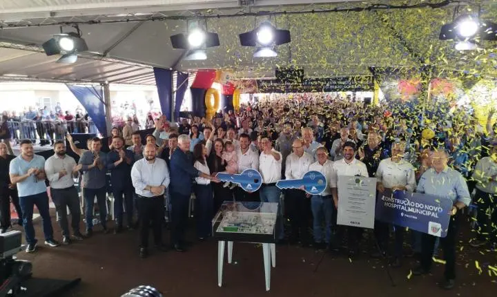 Palotina vive dia histórico: Rodrigo Ribeiro celebra entrega De 1.028 moradias e anuncia novo ciclo de desenvolvimento