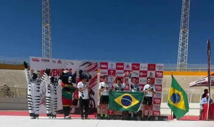 Palotinense brilha no ciclismo com cinco medalhas na Bolívia