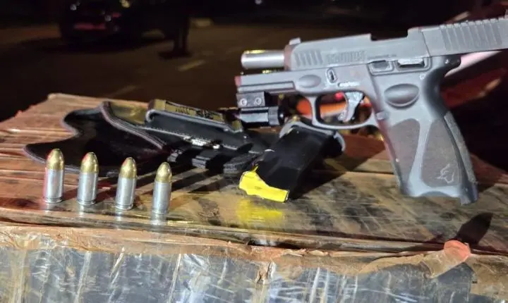 PM apreende mais de meia tonelada de maconha no interior de Palotina e prende grupo com arma de fogo raspada