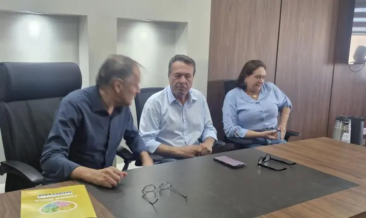 Prefeito de Terra Roxa recebe Márcio Nunes para diálogo político e anúncio de investimentos