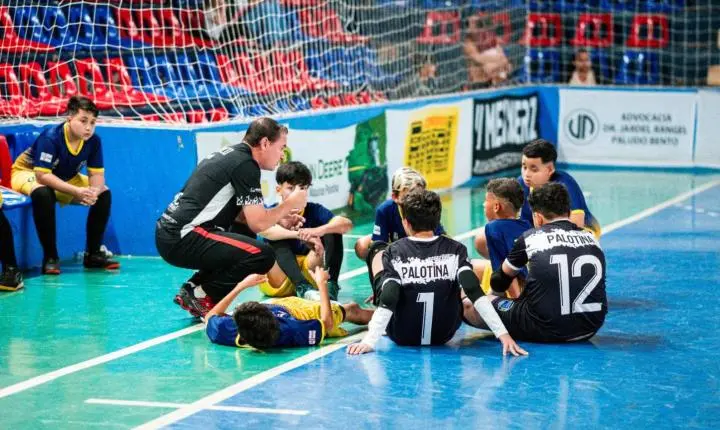 Taça Carolina Calçados tem rodada equilibrada e movimenta o futsal de base em Palotina