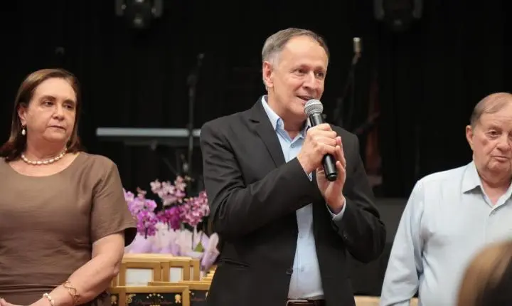 Terra Roxa celebra Dia dos Professores com noite de homenagem e valorização