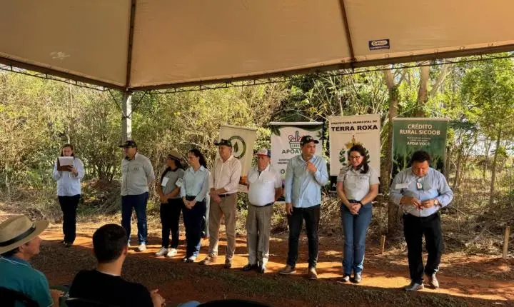 Terra Roxa investe em conhecimento para impulsionar a agricultura familiar e ampliar a produção no campo