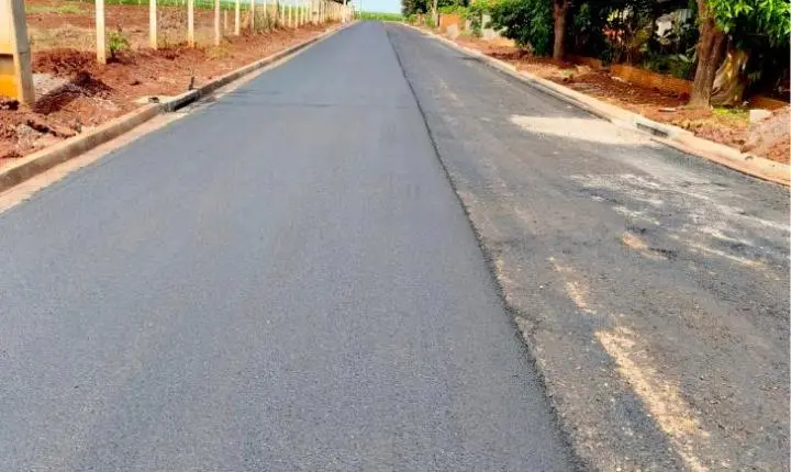 Terra Roxa investe R$ 1,78 milhão em asfalto em Santa Rita