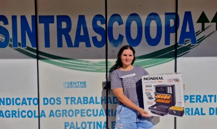 Trabalhadores da C.Vale recebem prêmios sorteados no Congresso da Categoria