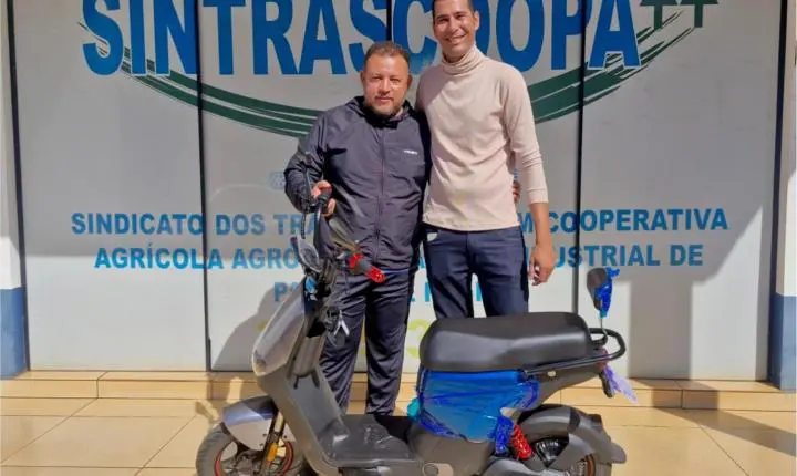 Trabalhadores da C.Vale recebem prêmios sorteados no Congresso da Categoria