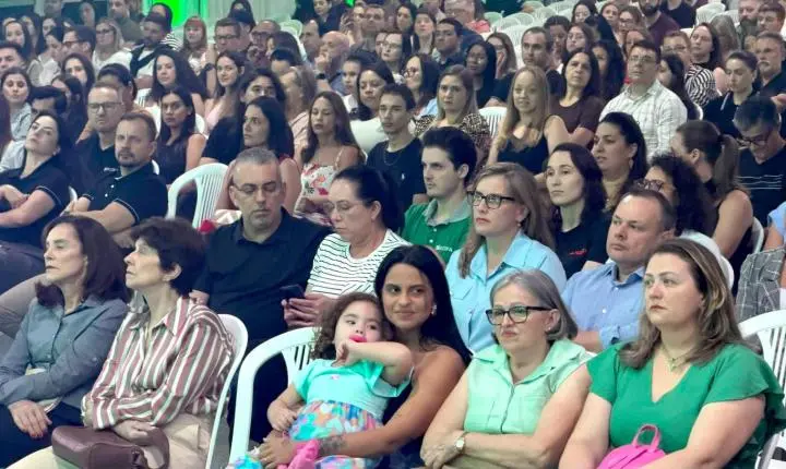 Uma noite de transformação: Conexão ACIPA reúne inspiração e solidariedade em Palotina