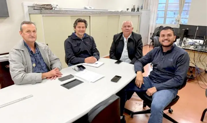 Vereadores de Palotina visitam Secretaria de Estado da Saúde