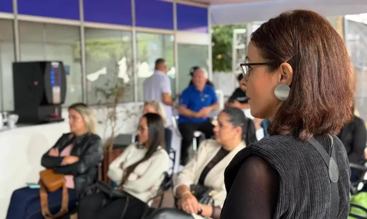 Voz, imagem e protagonismo: workshop na Expo Palotina fortalece o empoderamento feminino