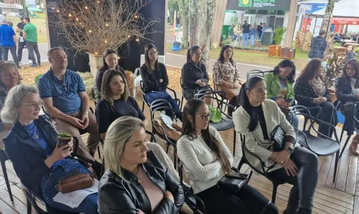 Voz, imagem e protagonismo: workshop na Expo Palotina fortalece o empoderamento feminino