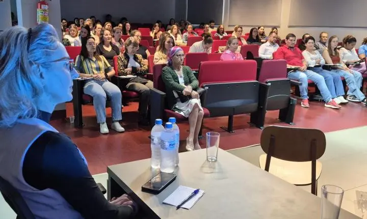 Workshop reúne grande público e debate cuidados paliativos